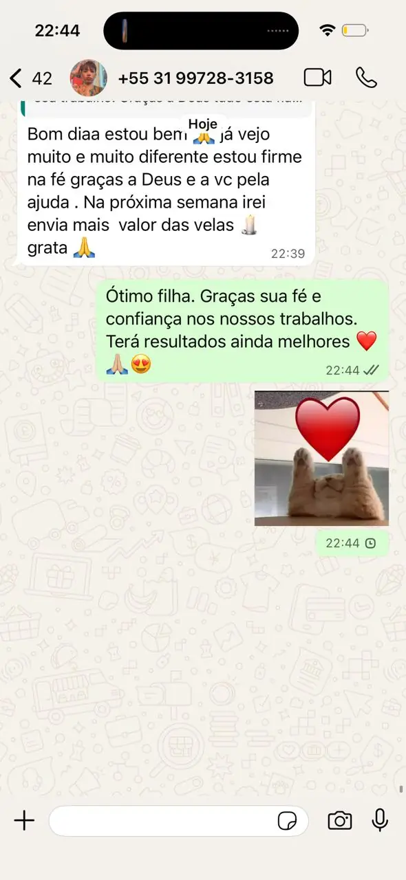 Já vejo muito diferente, estou firme na fé graças à sua ajuda.