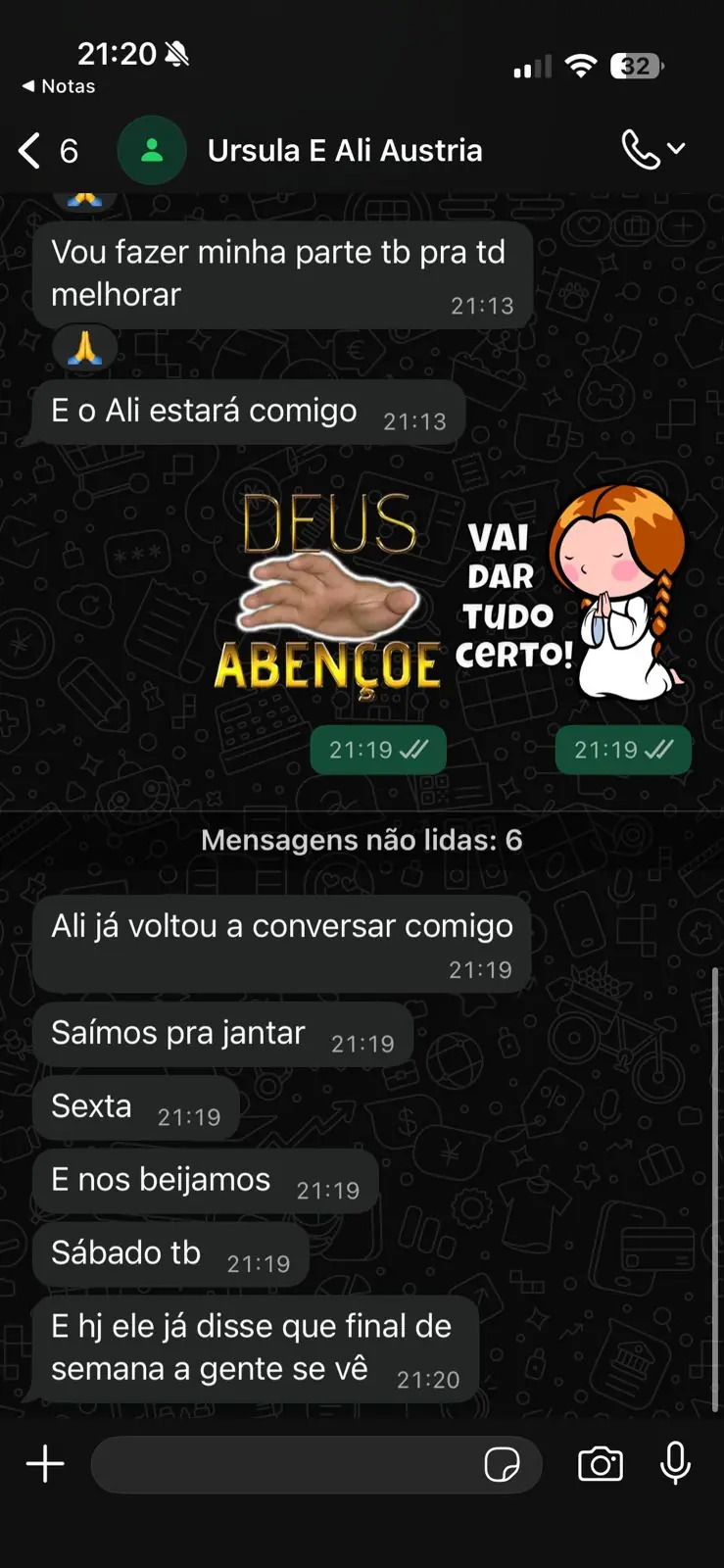 Ali já voltou a conversar comigo, saímos pra jantar e nos beijamos.